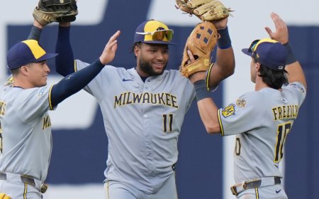 Jackson Chourio el héroe en triunfo histórico de Milwaukee