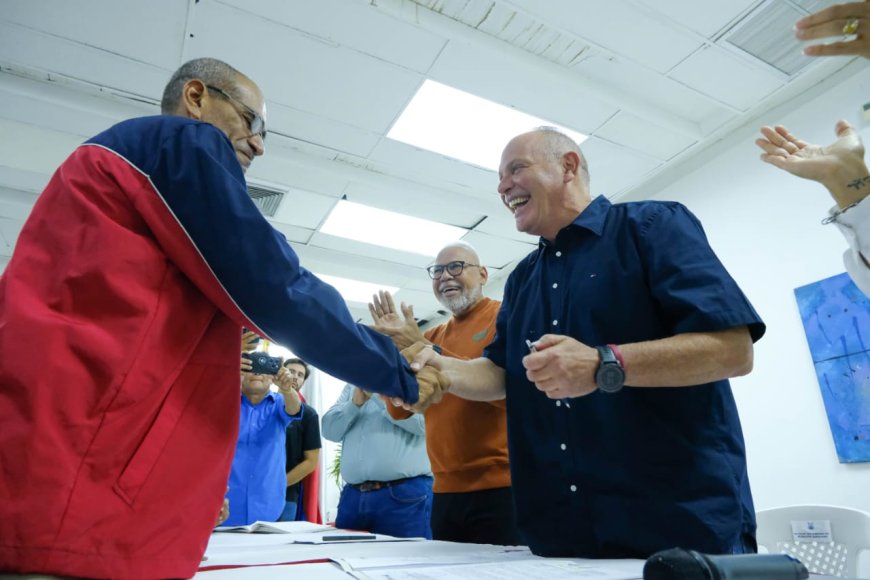 Di Martino certificó validez a cuatro sindicatos de la Alcaldía de Maracaibo