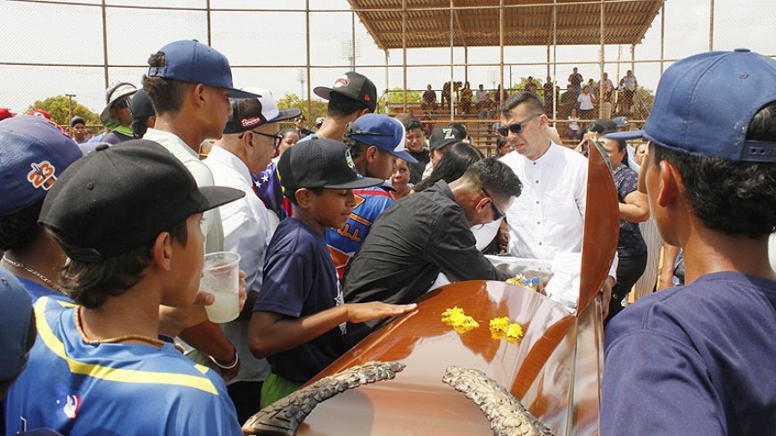 El deporte zuliano despidió a un caballero del beisbol