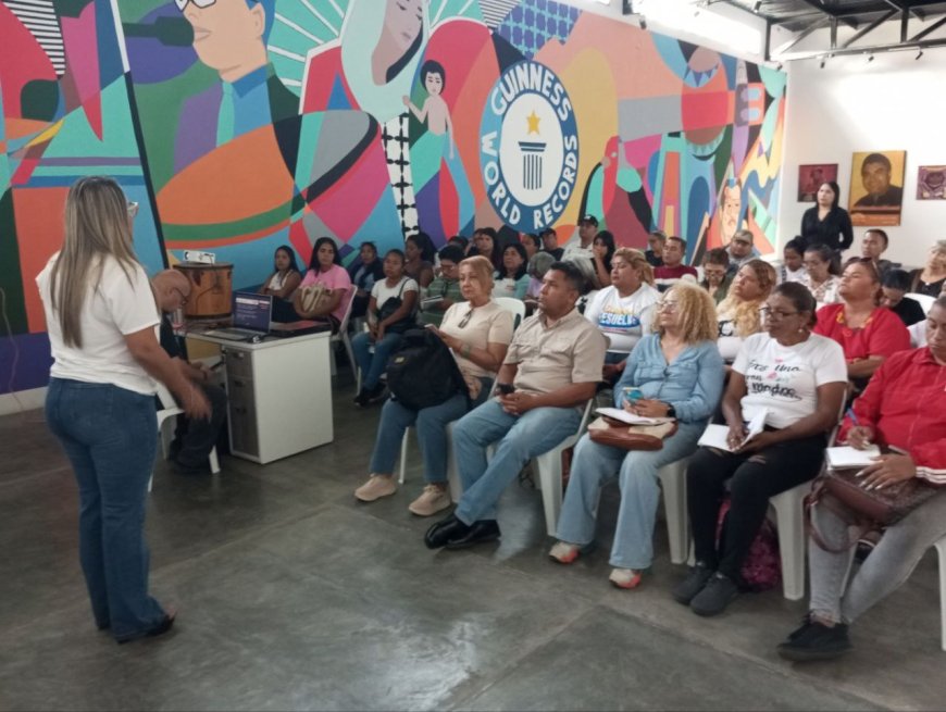 Alcaldía de Maracaibo capacita a promotores sociales para impulsar el estado comunal