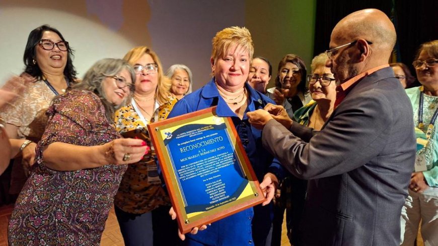 El homenaje del  SAHUM a 40 años de trayectoria profesional