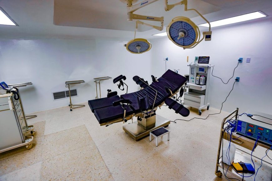 Gobernador Caldera inauguró dos pabellones y reactiva cinco cupos de UCI en el Hospital General del Sur