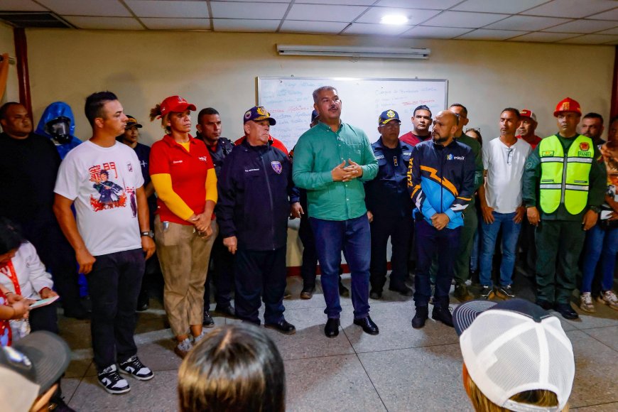 Gobierno Bolivariano instala equipo para atender afectados por explosión de fábrica en San Francisco