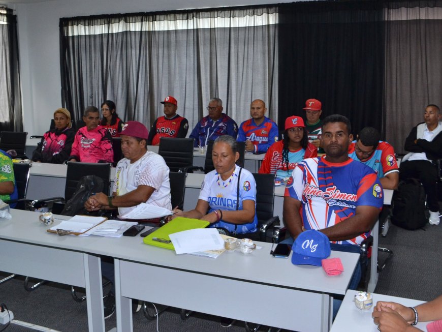 NACIONAL BEISBOL JUVENIL.  Los mejores clubes del país por el título