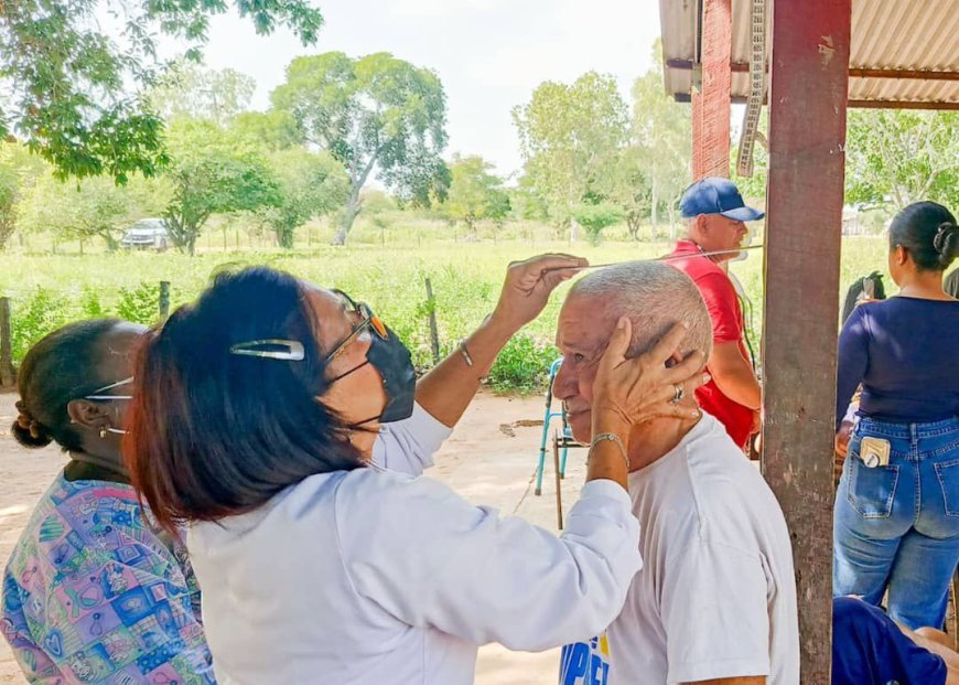Gobierno Bolivariano del Zulia garantiza atención médica integral a adultos mayores en San Isidro