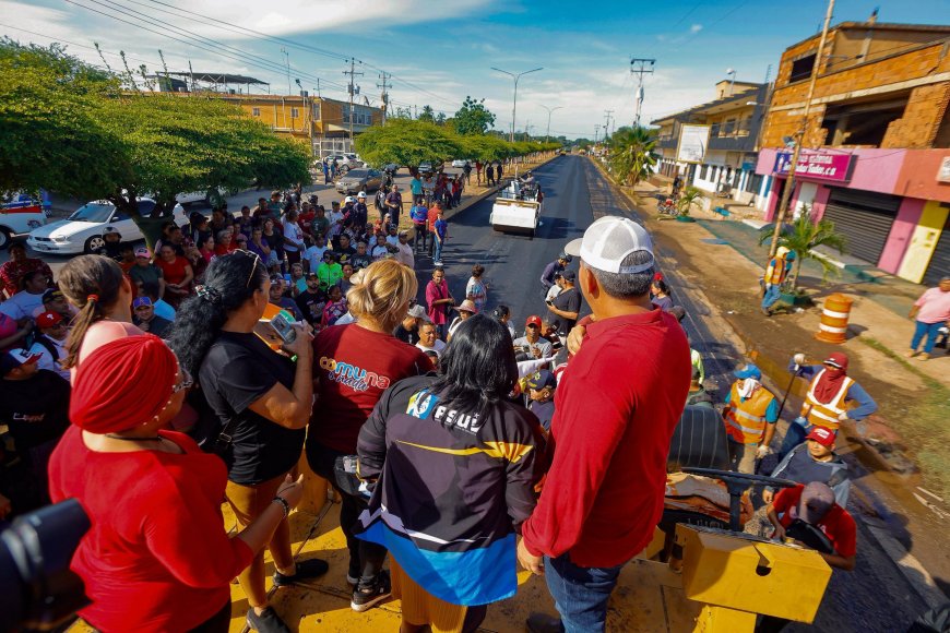 Muy productiva la gira del Gobernador Luis Caldera por el municipio Miranda 