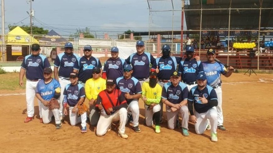 Cpbez abrió con nocaout softbol homenaje a las Glorias Deportivas