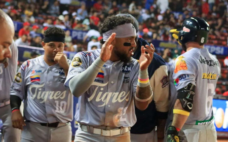 Los Tigres de Guillén arrancan ganando