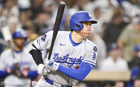 Ohtani hizo de todo, desbarató a Cerveceros y los Dodgers van a la Serie Mundial