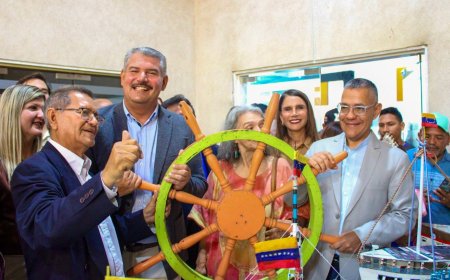 Arrancó la Filven 2025: Gobernador Luis Caldera y ministro Ernesto Villegas inauguran el eveno