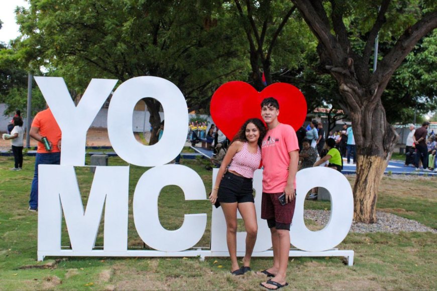 Vecinos de la Plaza El Jazmín celebraron su recuperación con una fiesta cultural