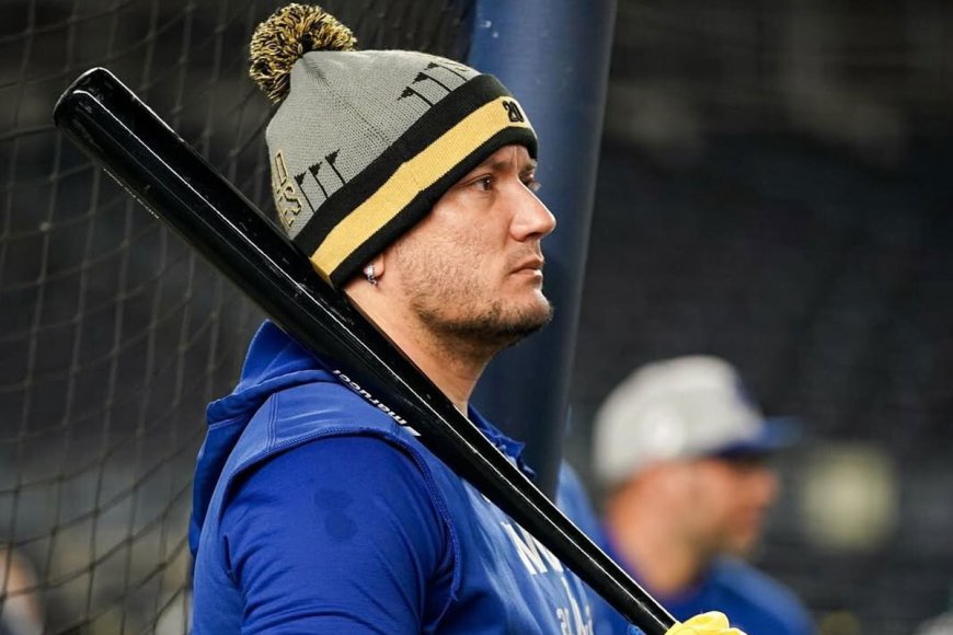 Miguel Rojas acaricia el adiós