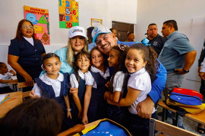 GIRA DE LUIS CALDERA: Entrega de escuela y anuncio de 40 casas para afectados por sismo en Baralt