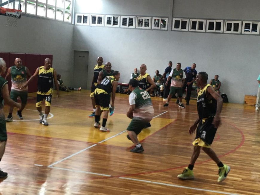 BASQUET MAS 60: Profesionales va por el invicto de La Guaira en el grupo B