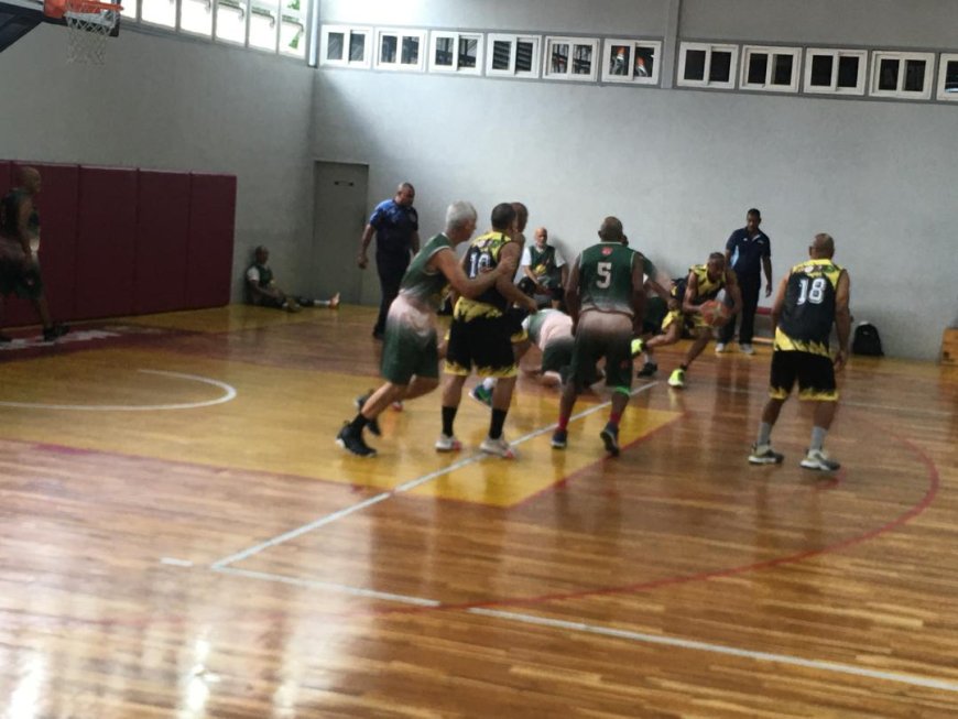 BASQUET MAS 60: Profesionales va por el invicto de La Guaira en el grupo B