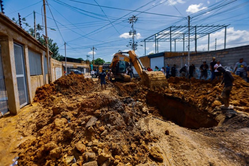 Barrio Calendario agradece al Gobernador Caldera sustitución de colector