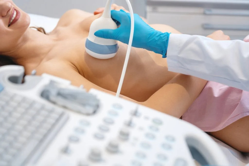 Atención mujer: así debes prepararte para tu mamografía y eco mamario