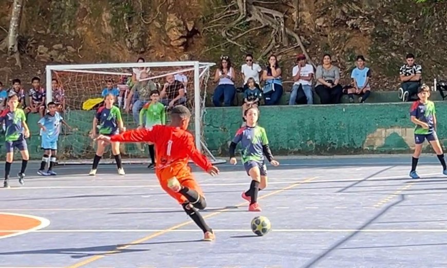 Todos a darse un banquete: Arrancó oficialmente Copa Navidad Futsal en La Concha