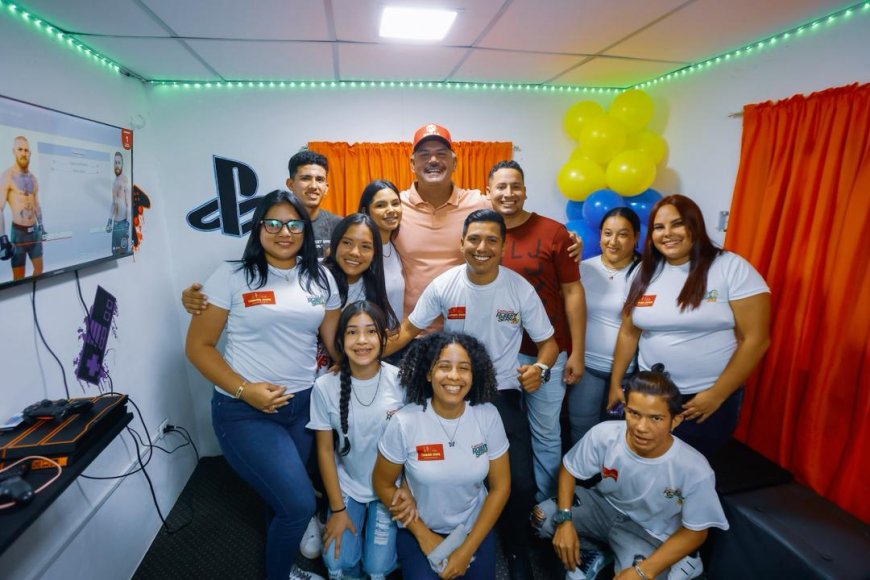 CABIMAS: Gobernador Caldera inauguró Zona de la Juventud Comunitaria