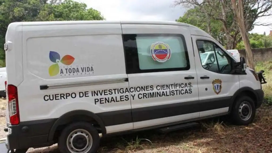Dejó un mensaje antes de colgarse porque su mamá la regañó