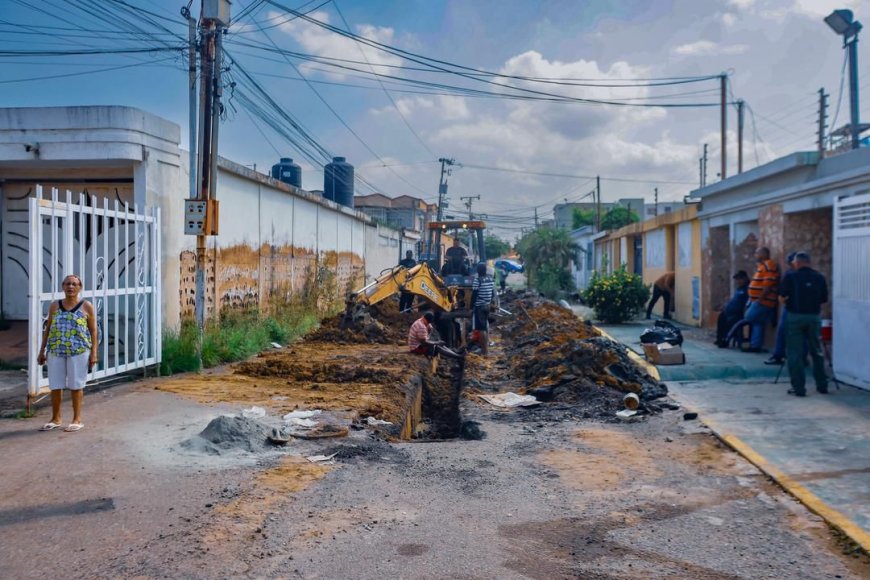 El pueblo protagoniza obra que beneficia a más de 2.000 habitantes de Raúl Leoni