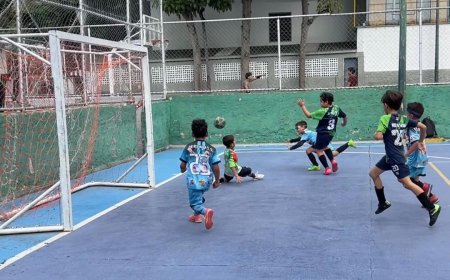Copa Navidad Futsal en La Concha: Efisanp y El Fraile a duelo en la sub13