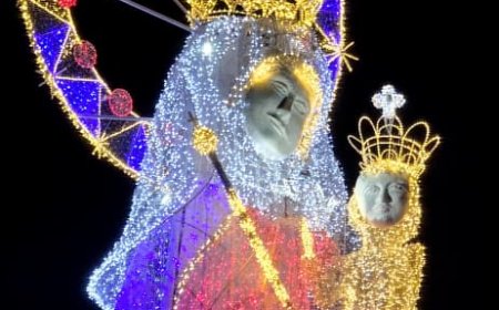 El titilar nocturno que alegra la ciudad: Marabinos colmaron Bella Vista en el encendido