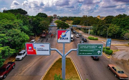 Luis Caldera no cesa en asfaltar las calles del Zulia