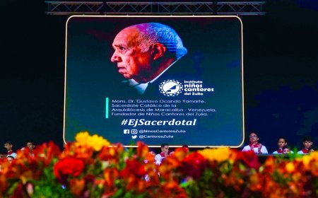 Gobernación Impuso Orden Relámpago del Catatumbo “Gran Collar” al Instituto Niños Cantores del Zulia