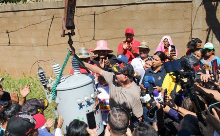 250 familias contentas en San Isidro con 6 transformadores que les instaló Di Martino