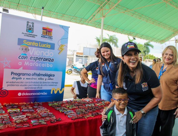 Otros 75 niños felices atendidos por el programa oftalmológico “Santa Lucía" de la Alcaldía