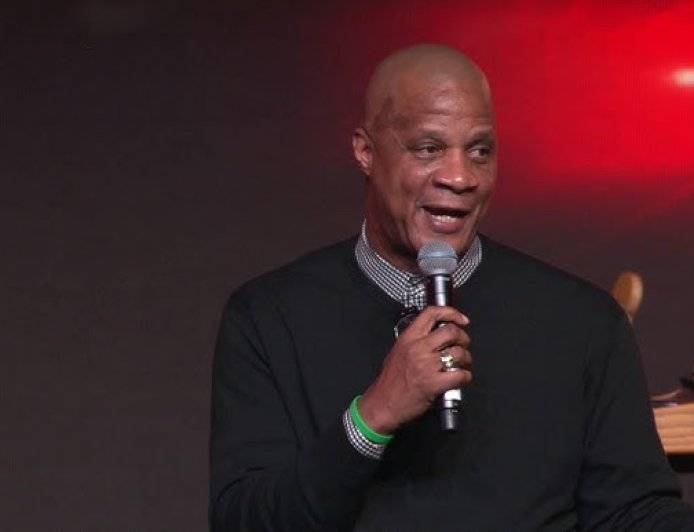 Darryl Strawberry en libertad, fue indultado 