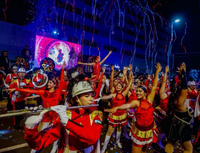 "Aquí está el Zulia grande y unido”: Luis Caldera destaca éxito del desfile de feria