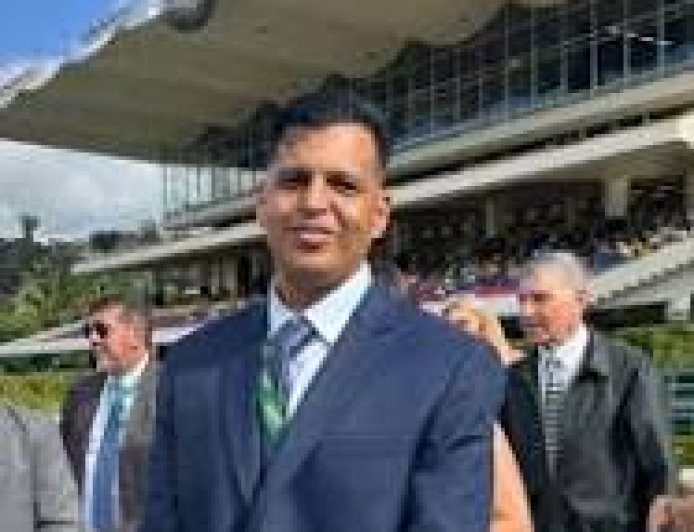 Carlos Radelli ganó 5 del programa de 13 carreras 