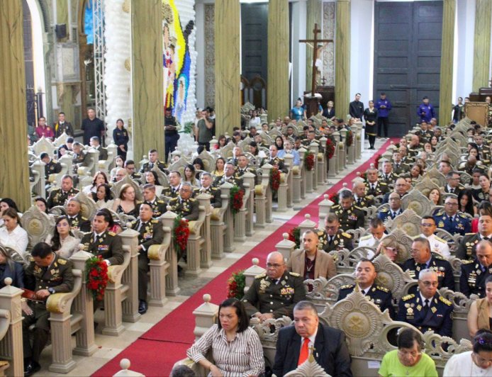 Eucaristía con fervor católico en honor a la Virgen de Chiquinquirá, patrona de la GNB