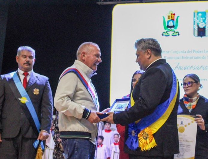 Presbítero Richard Colmenares: “La patria de Bolivar está en paz y quiere paz”