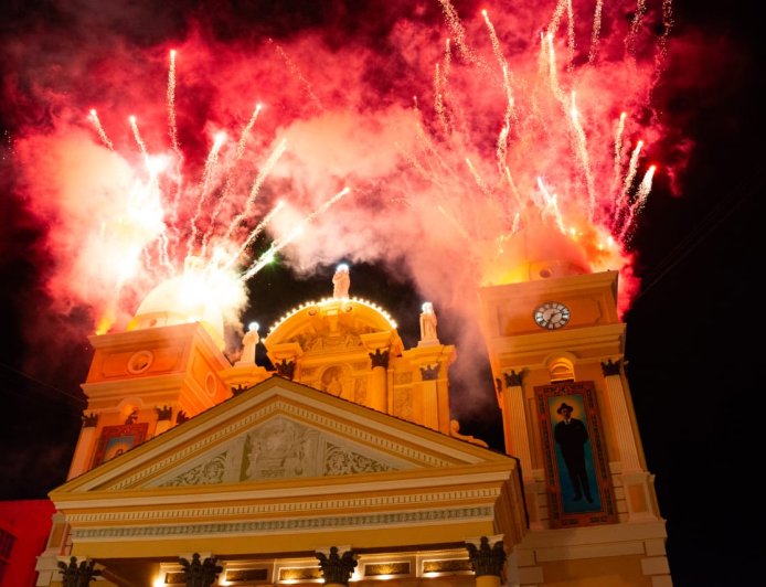 Feligresía llena de paz y devoción mariana celebró eucaristía en honor a La Chinita