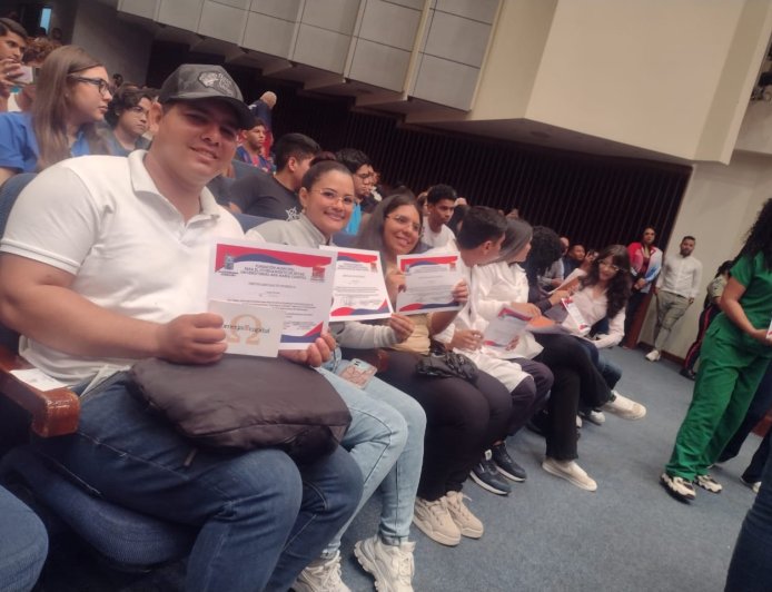 Volvieron las becas “Ana María Campos”: un impulso de verdad al estudiante marabino