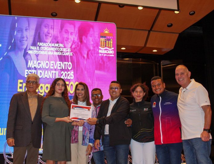 Alcalde Di Martino: "Como gestión humanista reactivamos las becas"