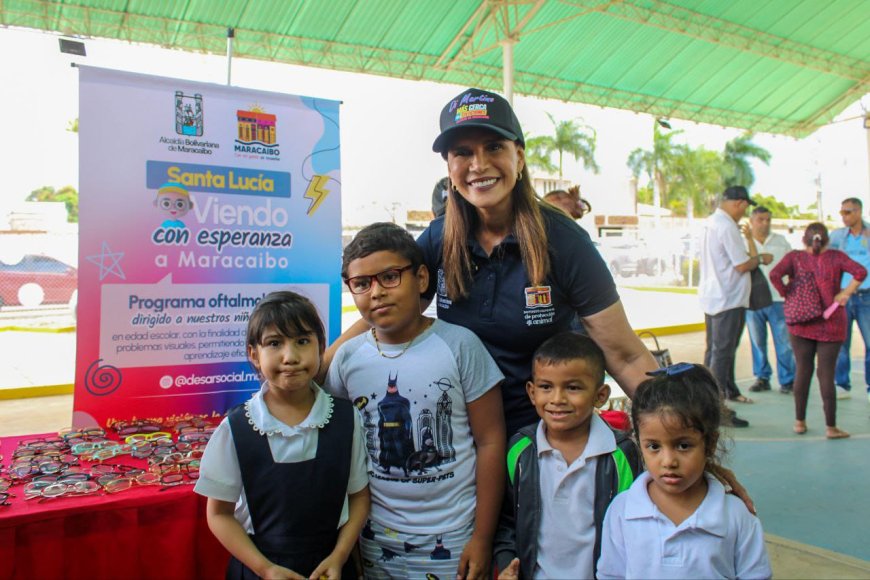 Otros 75 niños felices atendidos por el programa oftalmológico “Santa Lucía" de la Alcaldía