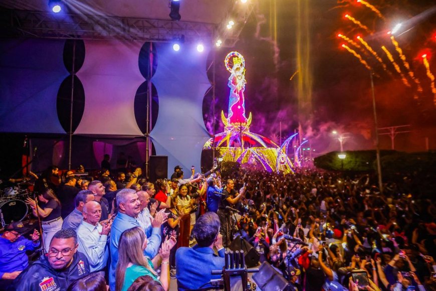 Luis Caldera y Di Martino caminaron junto a un pueblo feliz encendido de Bellavista