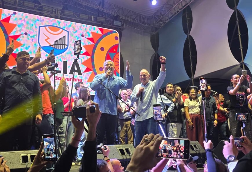 Alcalde Di Martino: “Somos la alegría y la paz que vimos en el encendido de Bella Vista”