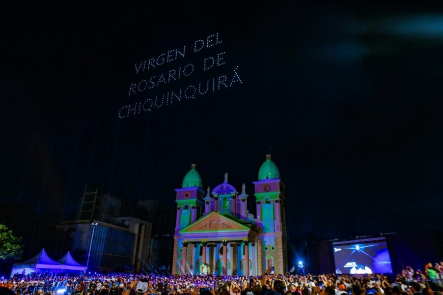 Maracaibo rendida ante “El Parroquiano” con 1.500 gaiteritos y espectáculo de drones