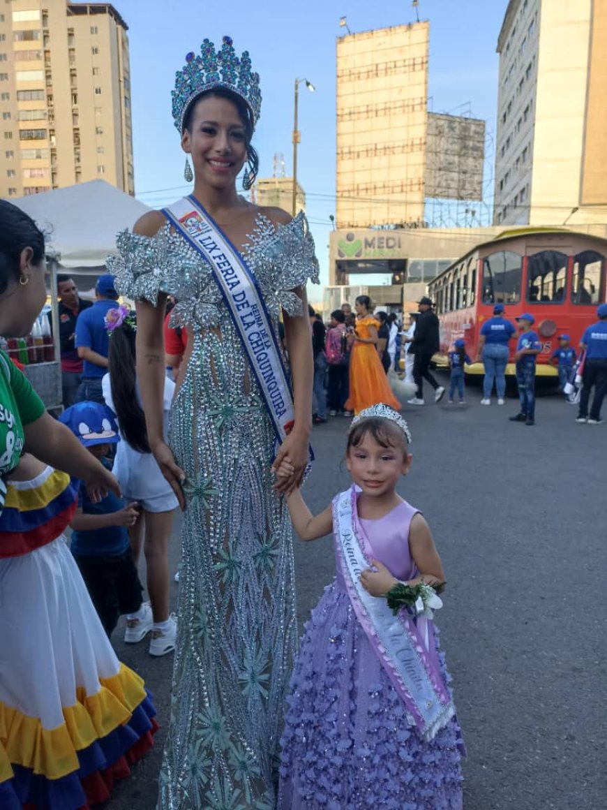 FERIA DE LA CHINITA: Grandioso desfile y explosión musical