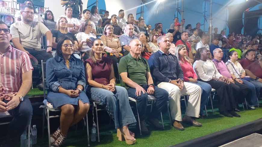 Alcalde Di Martino: “La Feria de La Chinita es un atractivo turístico mundial”