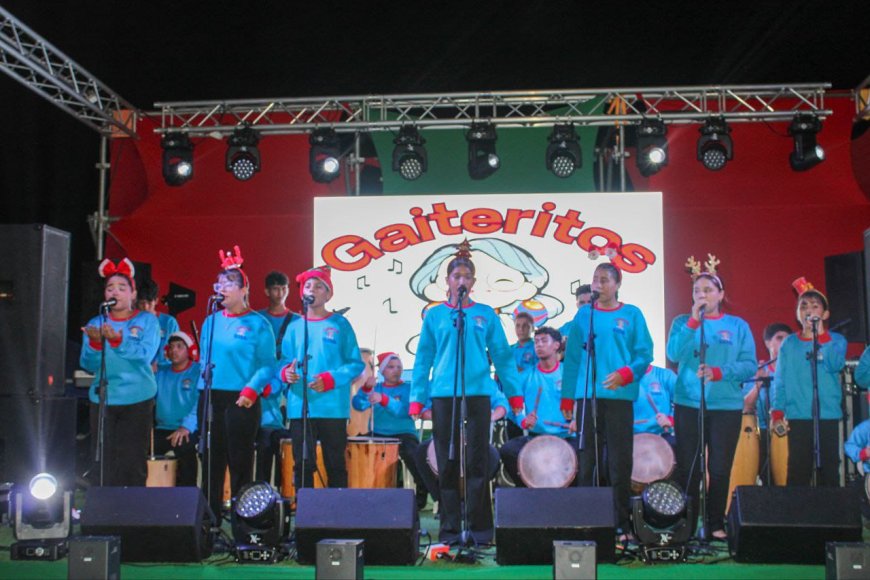 16 años después, el encendido navideño volvió a brillar en la Vereda del Lago