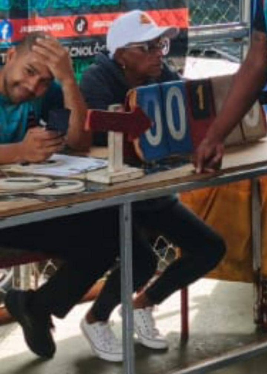 " La Negra" Lervys controla los tiempos del básket criollo