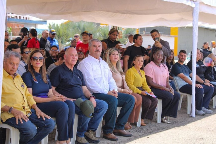 Di Martino: La Virgen nos va a conceder el milagro de seguir transitando por los caminos de la paz