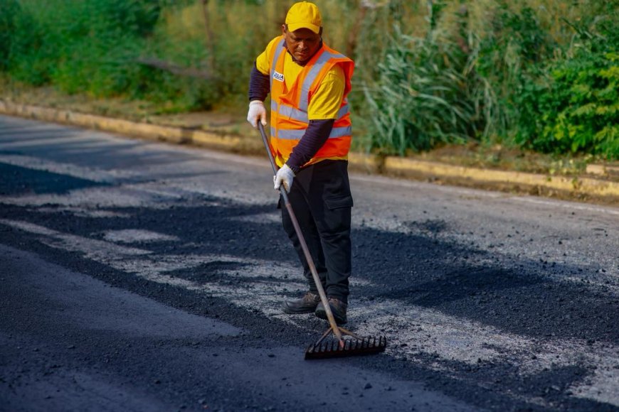 Plan Integral Soluciones para los Zulianos llegó a Santa Rita con 4.000 toneladas de asfalto