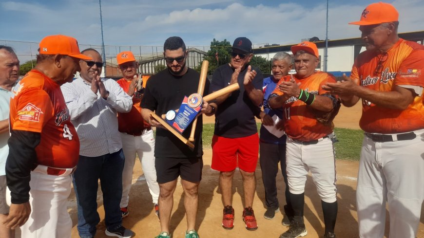 Wilyer Abreu no descarta jugar con las Águilas del Zulia 